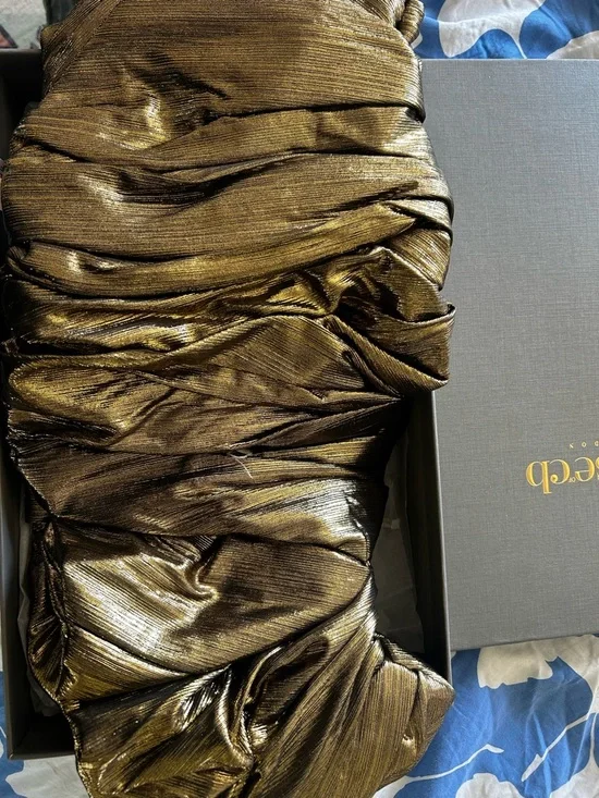 House of CB Metallic Gold Off-Shoulder Ruffle Crop Delphina Top - NWT - XS - Picture 10 of 11